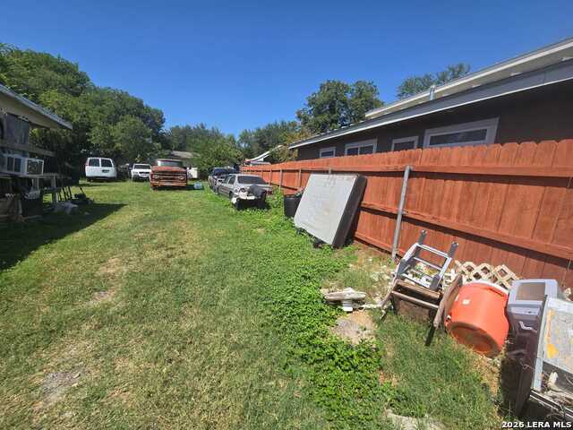 223 Prosperity Dr. Property Photo 7