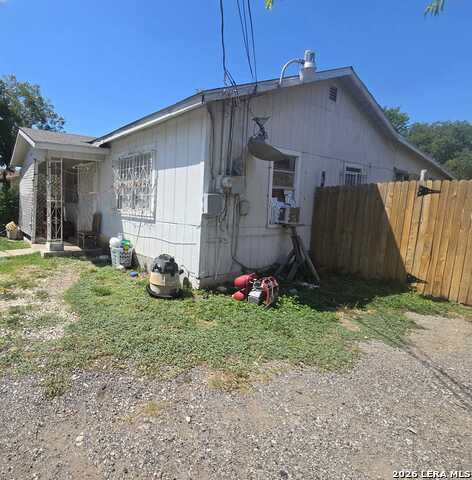 223 Prosperity Dr. Property Photo 9