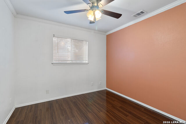 7430 Saddlewood St Property Photo 10