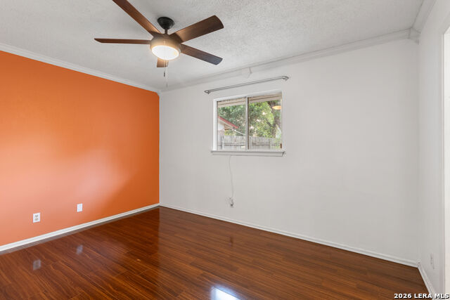 7430 Saddlewood St Property Photo 14
