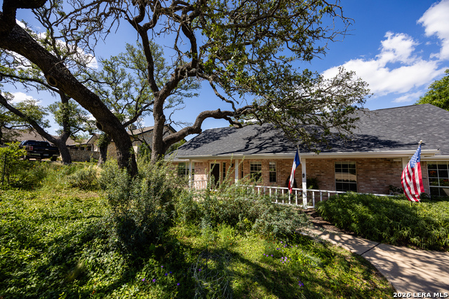 1800 Foothills Dr Property Photo 1