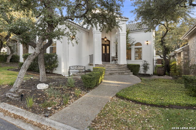 4 Waterford Gln Property Photo 5