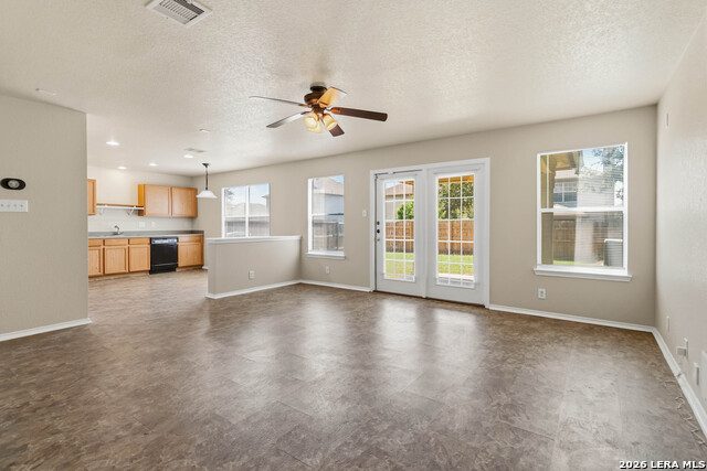 11322 Acuff Sta Property Photo 7