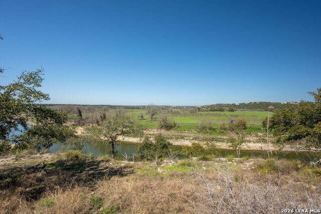 365 River Cliff Pl Property Photo 8