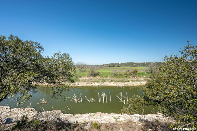 365 River Cliff Pl Property Photo 13