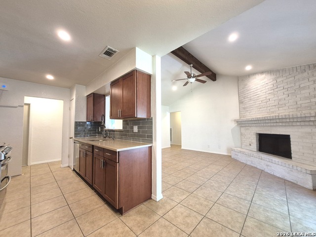 4908 Timber Trace St Property Photo 9