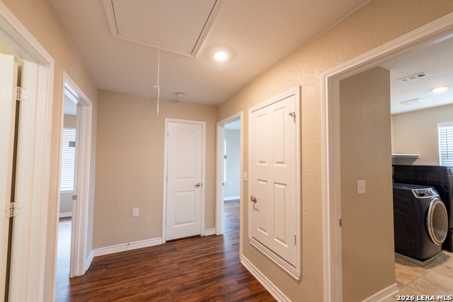 5526 Castle Brook Dr Property Photo 33