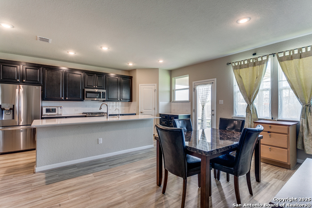 8359 Sunrise Gln Property Photo 9