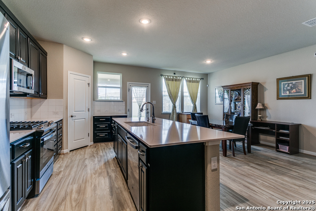 8359 Sunrise Gln Property Photo 10