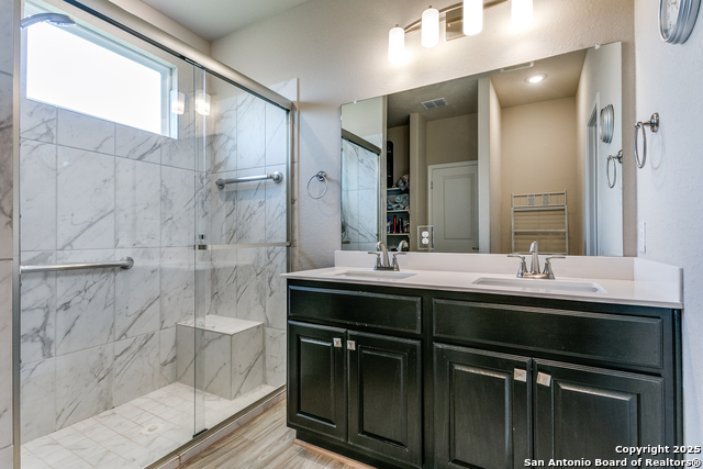 8359 Sunrise Gln Property Photo 15
