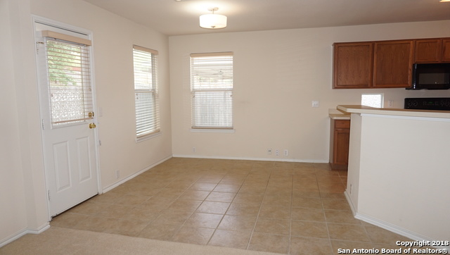 15619 Turfway Park Property Photo 8