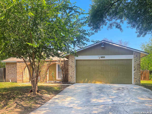 7103 Moss Creek Drive Property Photo 1