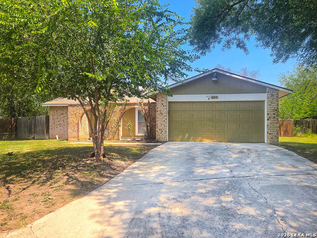 7103 Moss Creek Drive Property Photo 3