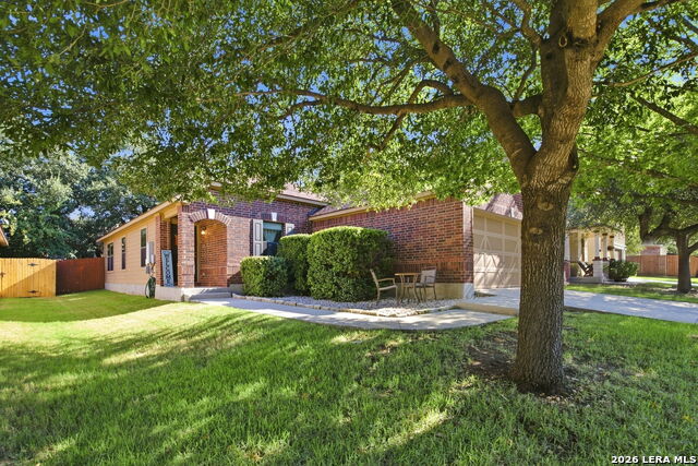 156 Desert Flower Property Photo 3
