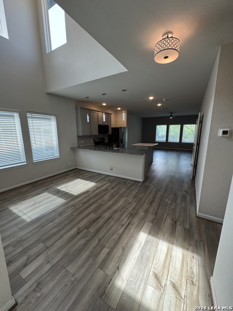 7510 Boxing Elm Property Photo 4