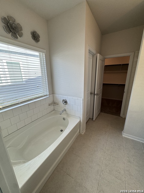 7510 Boxing Elm Property Photo 32