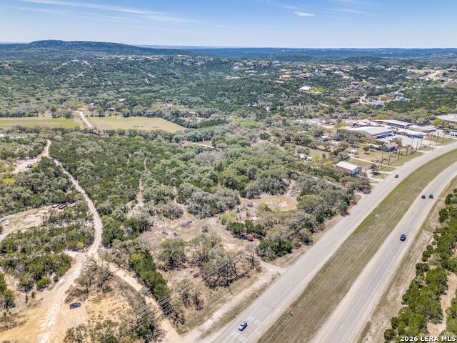 18561 Bandera Rd Property Photo 3