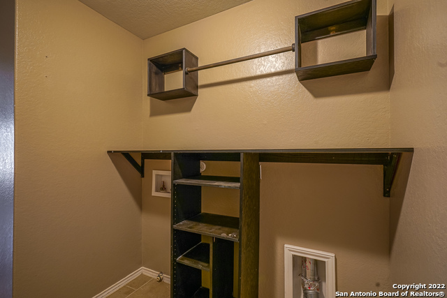 425 Auburn Park Property Photo 24