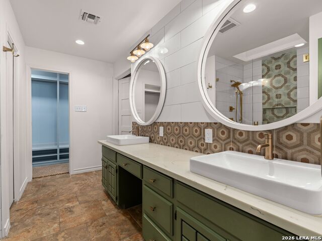 434 Arch Bluff Property Photo 29