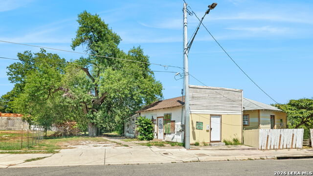111 & 115 Pleasanton Road Property Photo 11