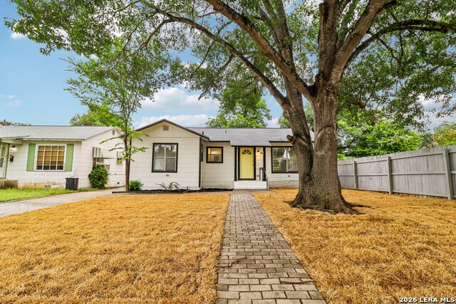 1410 Greer Property Photo 1