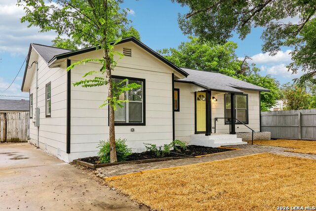1410 Greer Property Photo 4