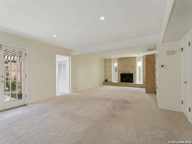 271 Rockhill Dr Property Photo 13