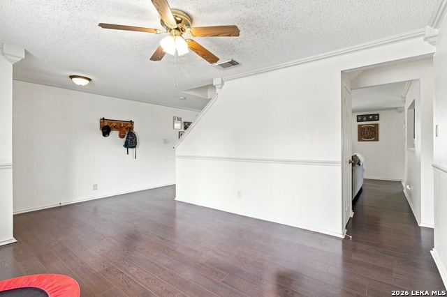 10210 Silverbrook Pl Property Photo 14