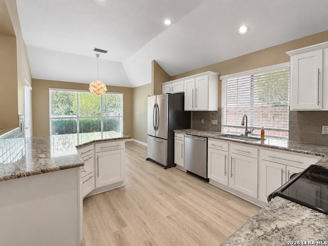 15226 Fall Place Property Photo 8