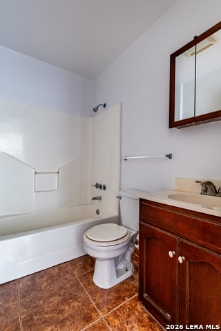 121 Falcon Blvd Property Photo 29