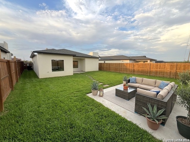6929 Molinos Dr. Property Photo 7