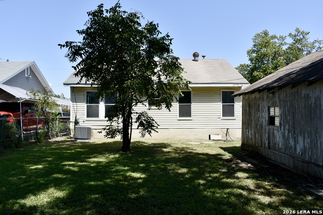 218 Hearne Property Photo 13