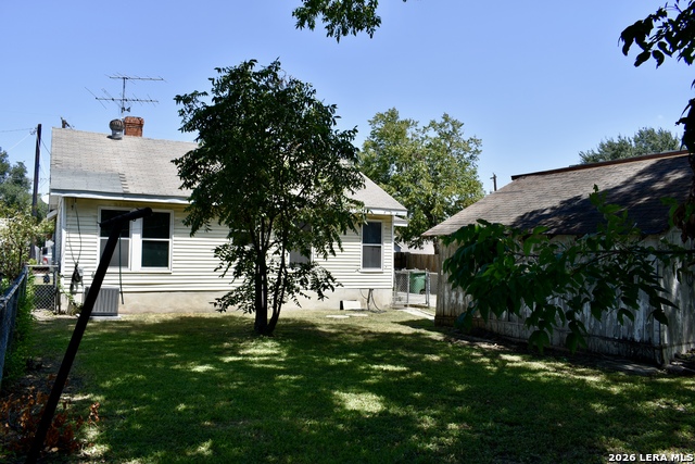 218 Hearne Property Photo 14