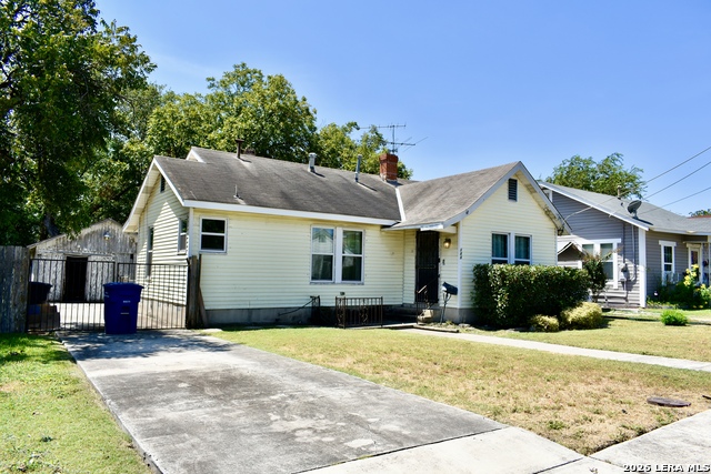 218 Hearne Property Photo 16
