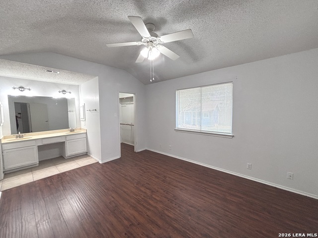 10922 Forest Smt Property Photo 9