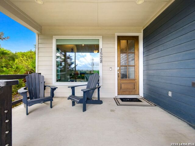 1528 Connie Drive Property Photo 3