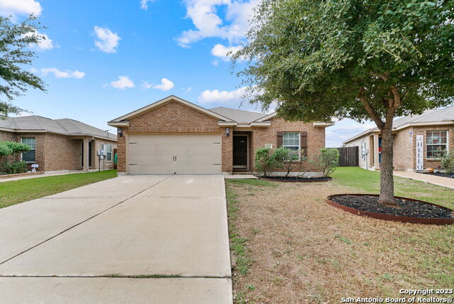6643 Luckey Tree Property Photo 1