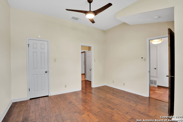 2607 Knights Walk Property Photo 5