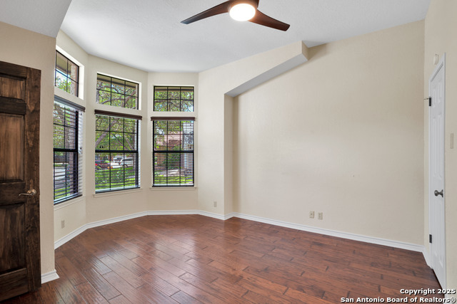 2607 Knights Walk Property Photo 6