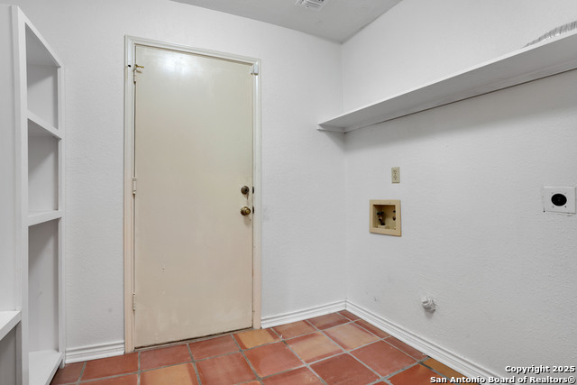 2607 Knights Walk Property Photo 10