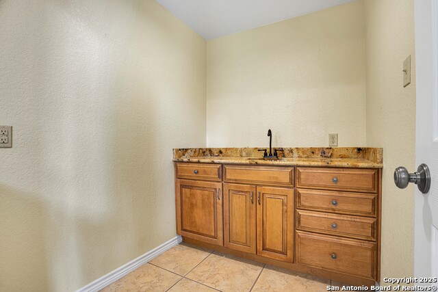 2607 Knights Walk Property Photo 15