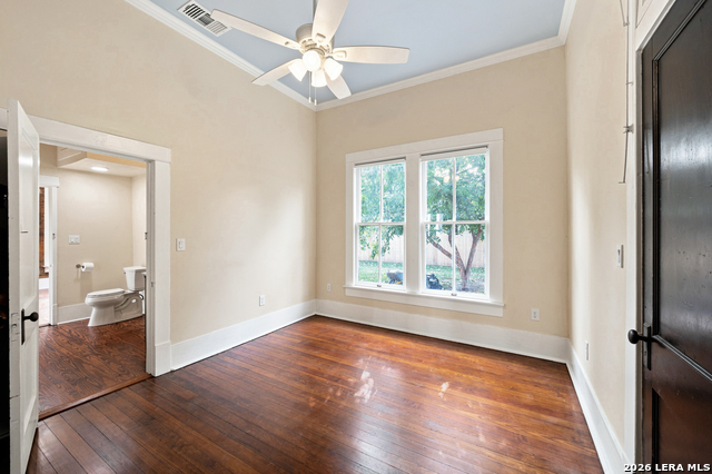 312 Leigh Property Photo 16