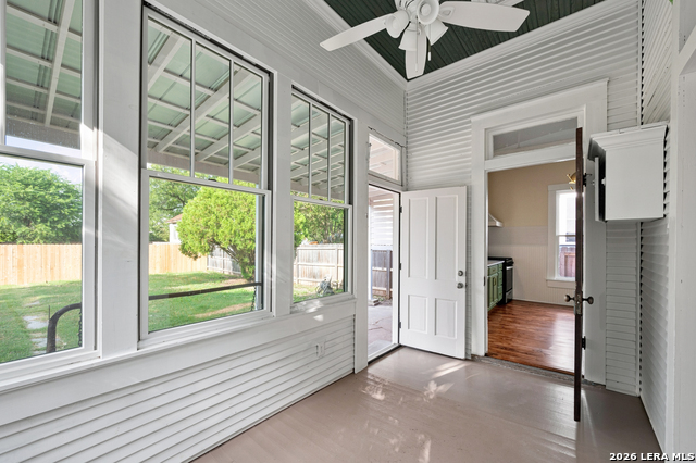 312 Leigh Property Photo 24