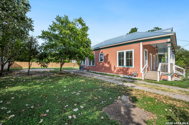 312 Leigh Property Photo 25