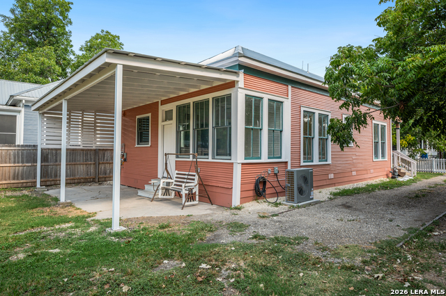 312 Leigh Property Photo 26