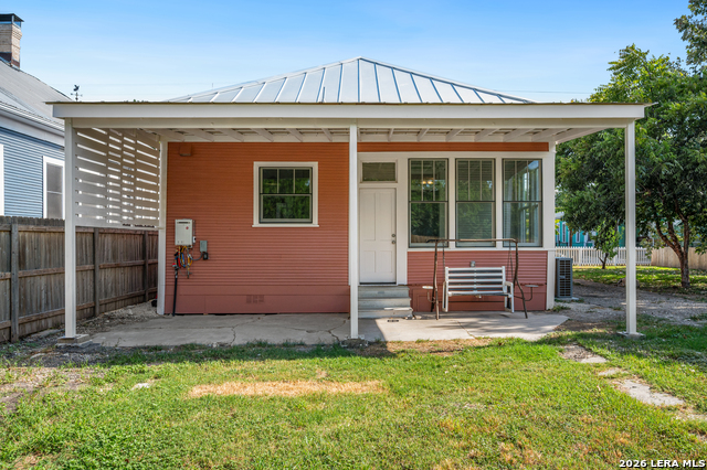 312 Leigh Property Photo 27