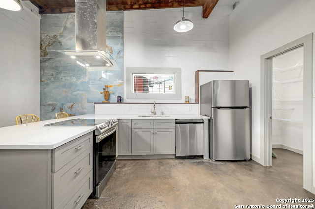 154 Fredericksburg Property Photo 17