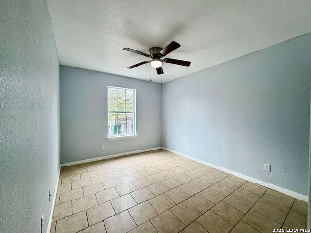 3107 W Travis Property Photo 5