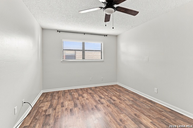 11843 Braesview Property Photo 16