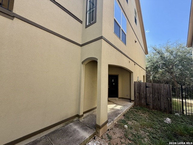 23939 Stately Oaks Property Photo 3